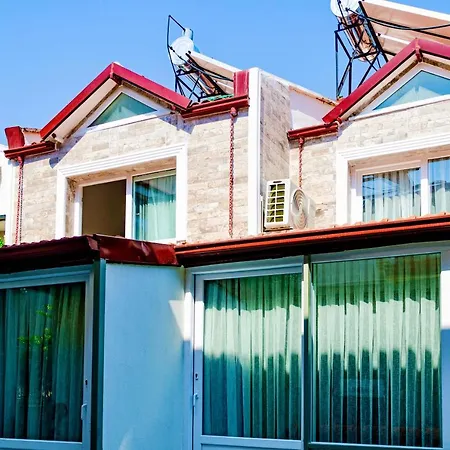 Villa Angeles - Marinada , Denize Sifir Sitede